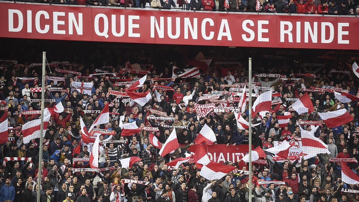 La afición del Sevilla vuelve a responder: 25.000 abonados ya han renovado su carnet para la temporada 2026-27