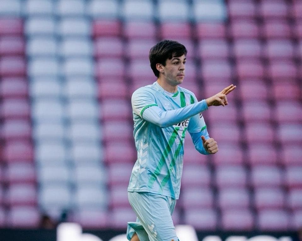 Jesús Galván confía en la proyección de Petit: "El Betis puede tener un delantero ahí"