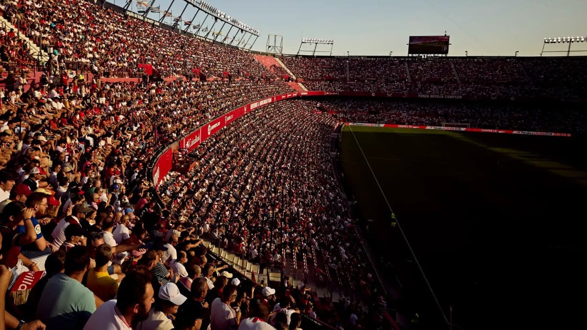 El Sevilla adelanta la venta de entradas para toda la temporada 2026-27