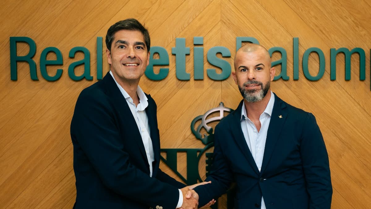 El Betis blinda a Manu Fajardo hasta 2030 y refuerza su apuesta por la estabilidad deportiva
