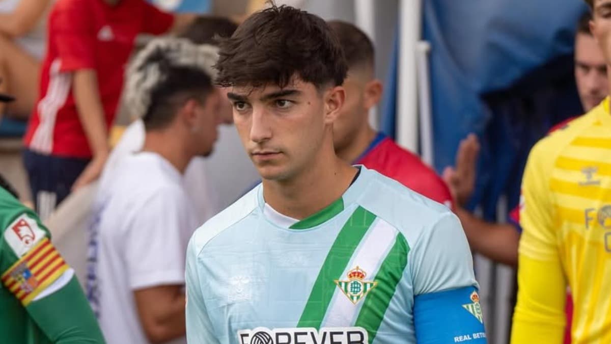Carlos Reina abandonará el Betis Deportivo para jugar la Segunda de Portugal y la Europa League