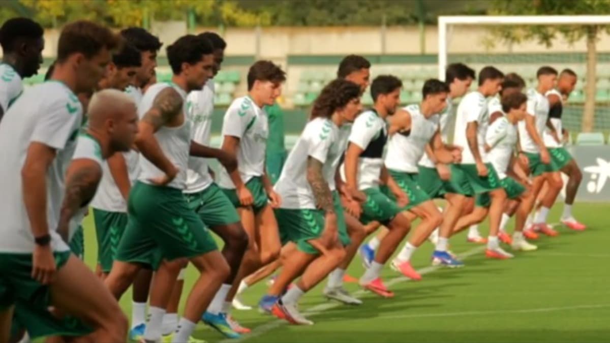 La convocatoria del Real Betis para el Trofeo Colombino: debutantes a la vista