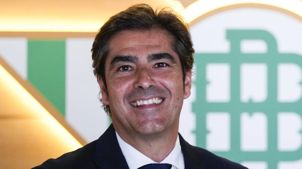 Haro descarta momentáneamente a Ceballos: "Ahora mismo, no es una realidad que pueda venir al Betis"