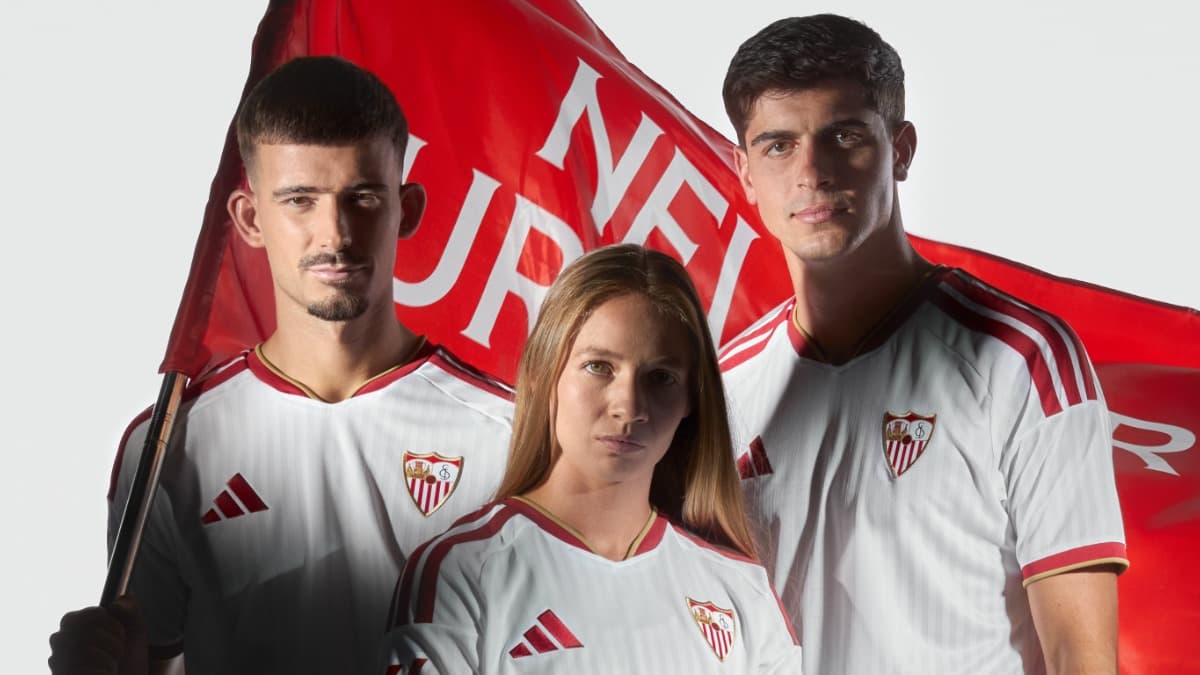 El Sevilla presenta sus nuevas equipaciones para la temporada 2026-27 con un guiño a su historia
