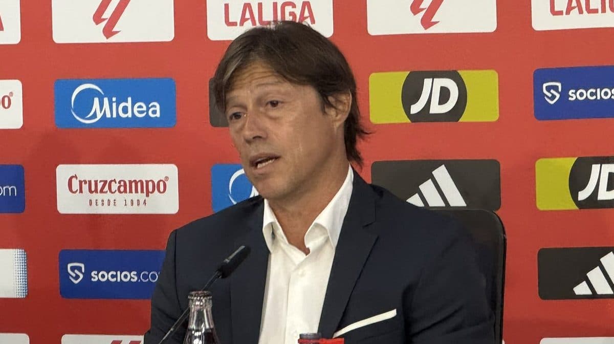 Matías Almeyda tiene como premisa la unión para: «Vivir un Sevilla de gloria»