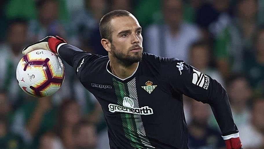 Pau López, más cerca que nunca de una segunda etapa en el Betis