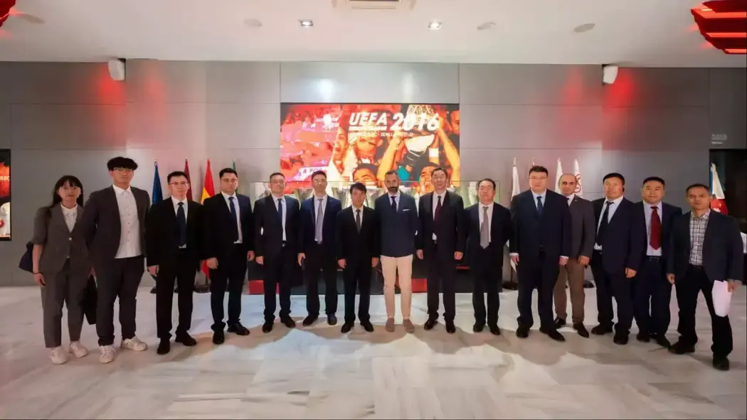 El Sevilla establece un acuerdo de colaboración en Asia