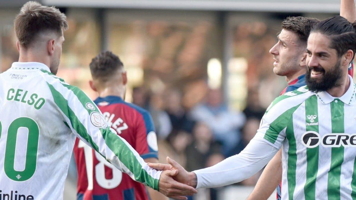 El Betis inicia la temporada en Elche con grandes ausencias y con Lo Celso como referente