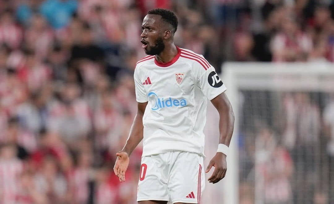 Varios clubes se fijan en Dodi Lukébakio, pero ninguno lanza una oferta que convenza al Sevilla