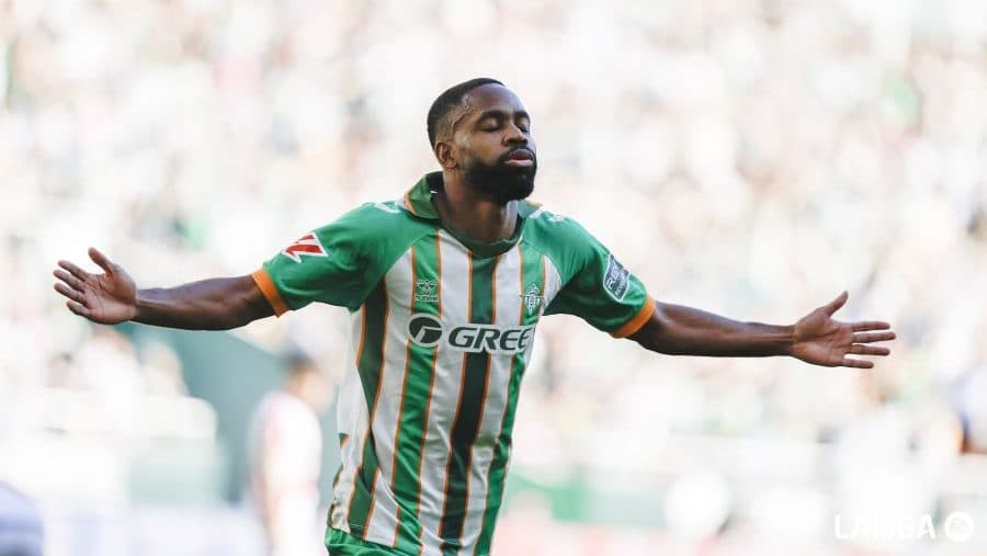 Betis y Rayo firman un empate que no convence a nadie (1-1)