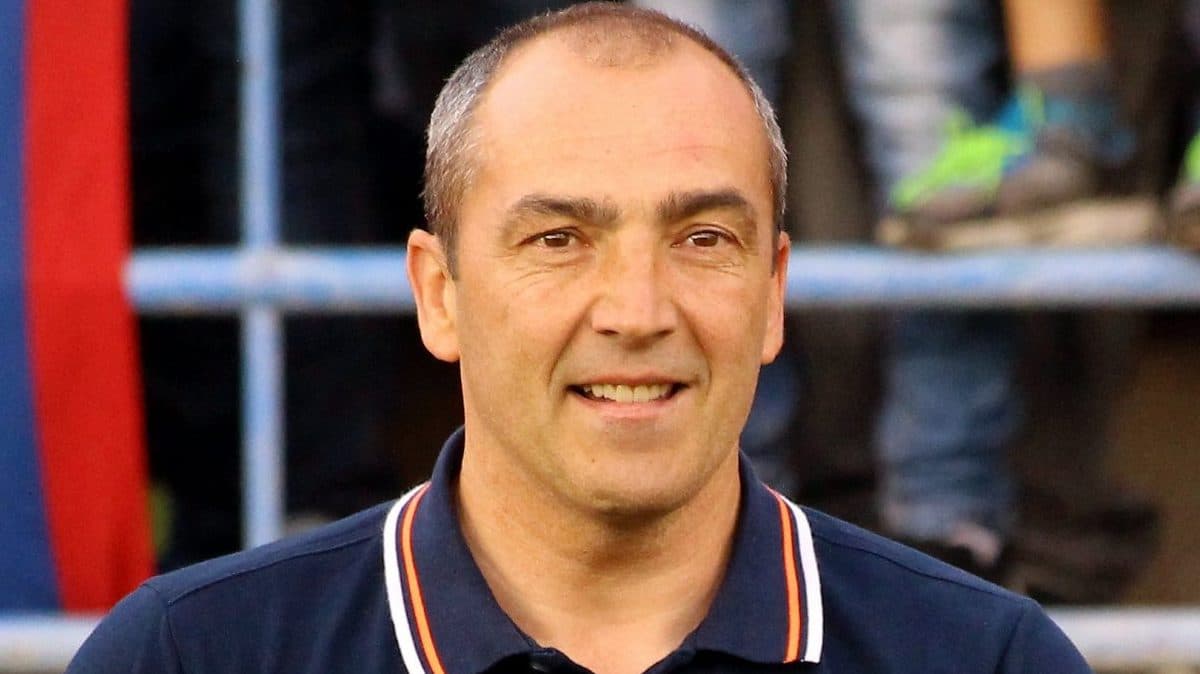 Juan Sabas, entre el Betis y el Atlético de Madrid en una semana marcada en rojo