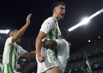 Marc Roca celebrando un gol con el Betis | Imagen: @marcroca21