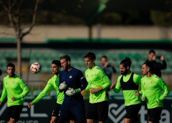 Novedades en la convocatoria del Betis: Altimira viaja a Barcelona y Rui Silva descansa