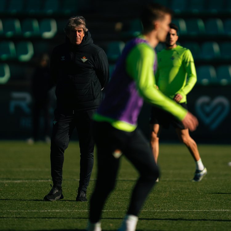 Fornals y Juanmi vuelven a los entrenamientos