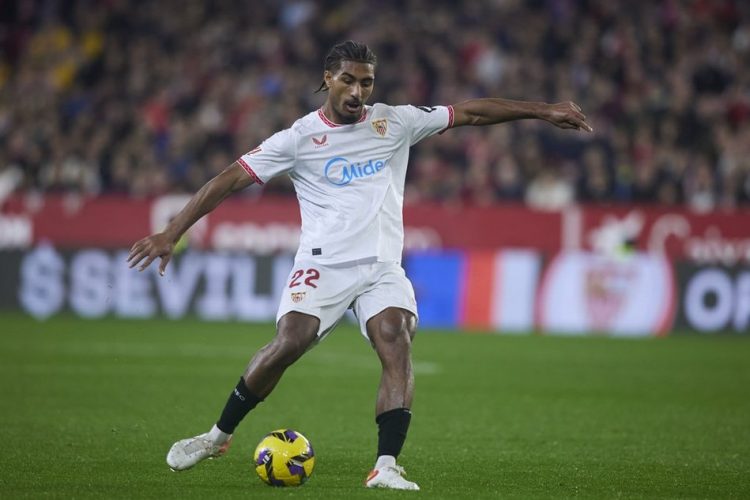 Empate que sabe a poco a un Sevilla negado ante el gol