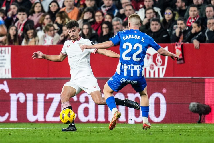 Kike Salas es investigado por presunto amaño de tarjetas amarillas