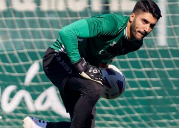 El Betis prepara el partido contra el Valladolid con Rui Silva presente