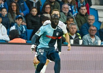 El Sevilla se fija en Sangante para suplir la posible venta de Badé