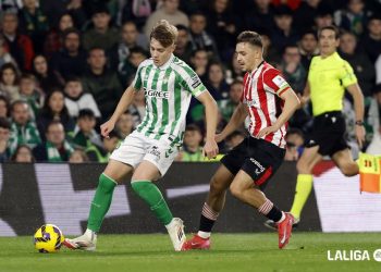 La fragilidad sigue costando puntos al Betis (2-2)