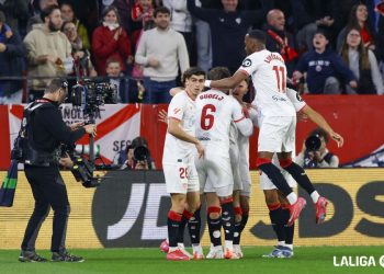 Una pésima segunda mitad condena al Sevilla en Nervión