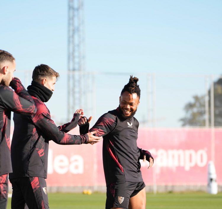 Ejuke y Akor Adams se sitúan en la prelista de Nigeria