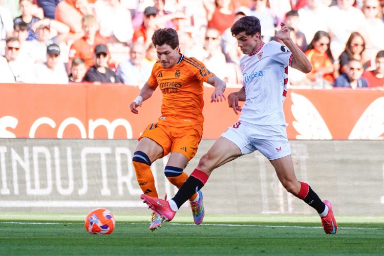 Nueva derrota ante el clamor de Nervión contra la directiva