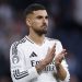 Dani Ceballos aplaudiendo en un partido con el Real Madrid. | Imagen: X.