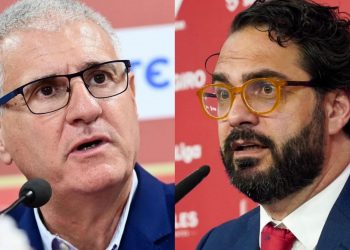 Antonio Cordón (Olympiakos) y Víctor Orta (Sevilla FC)