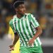 Junior Firpo defendiendo la camiseta del Real Betis. | Imagen: X.