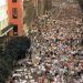 Aficionados del Sevilla FC se manifiestan por las calles de la ciudad en el año 1995. | Imagen: X.