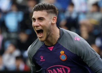 Roberto Fernández celebrando un gol con la camiseta del Espanyol | Imagen: Perfil de X @robert10fj