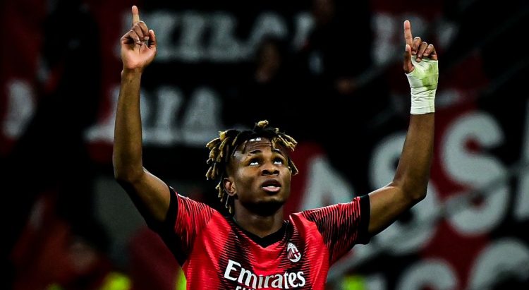 Samu Chukwueze celebrando un gol con el AC Milan. | Imagen: X.