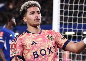 Mateo Joseph, posible fichaje del Betis, celebrando un gol con el Leeds United. | Imagen: X.