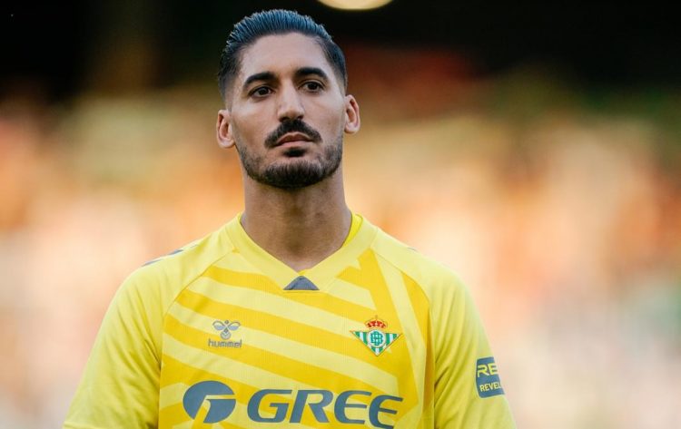 Álvaro Valles en un partido con el Real Betis. | Imagen: X.