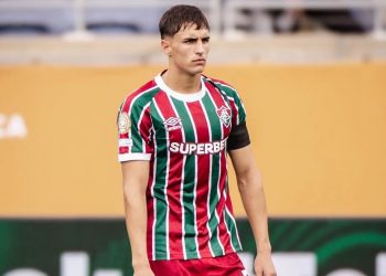 Facundo Bernal, posible fichaje del Betis para el centro del campo. | Imagen: X.