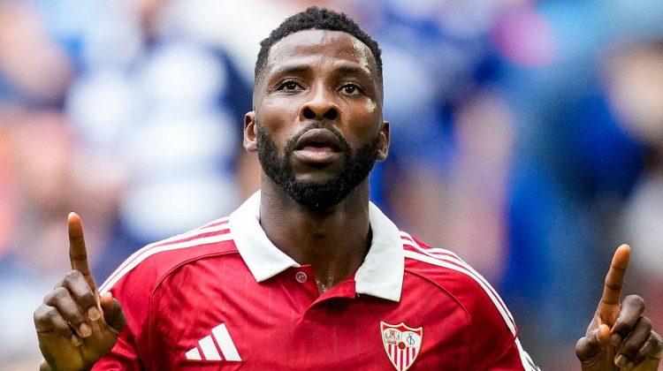 Iheanacho celebrando un gol anotado con el Sevilla FC. | Imagen: X.