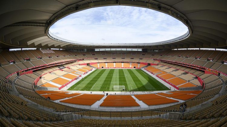 Estadio de La Cartuja, campo en el que el Real Betis va a disputar la temporada 2025-26. | Imagen: perfil de X @ZonaMixta__.