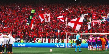 Biris Norte animando al Sevilla en el Ramón Sánchez-Pizjuán. | Imagen: X.