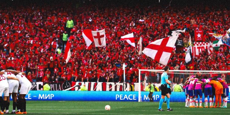 Biris Norte animando al Sevilla en el Ramón Sánchez-Pizjuán. | Imagen: X.