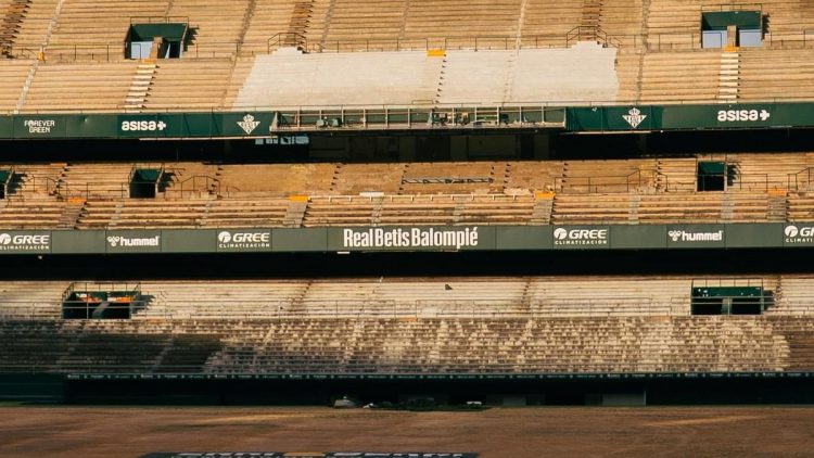 Grada de Preferencia del Benito Villamarín, estadio del Real Betis. | Imagen: perfil de X @RealBetis.