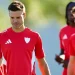 Azpilicueta realizando una sesión de entrenamiento. | Imagen: página web Sevilla FC.