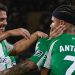 Jugadores del Betis celebrando el gol anotado por el Cucho Hernández ante el Osasuna. | Imagen: perfil de X @RealBetis.