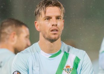 Lo Celso celebrando el gol anotado en el Ludogorets - Real Betis. | Imagen: perfil de X @RealBetis.