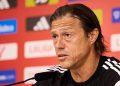 Matías Almeyda, entrenador del Sevilla FC, durante una rueda de prensa. | Imagen: perfil de X @ZonaMixta__.
