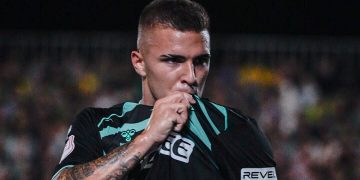 Pablo García celebra uno de sus goles al Atlético Palma del Río