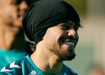 Abde durante una sesión de entrenamiento del Real Betis. | Imagen: perfil de X @RealBetis.