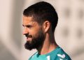 Isco Alarcón durante una sesión de entrenamiento del Betis. | Imagen: perfil de X @RealBetis.
