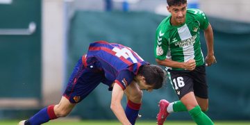 El juvenil verdiblanco cumple y avanza en la Youth League