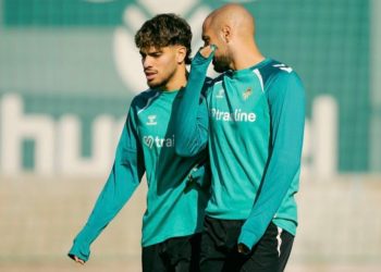 Abde y Amrabat realizando un entrenamiento con el Real Betis. | Imagen: X.