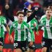 Jugadores del Betis celebrando la victoria ante el Sevilla FC. | Imagen: perfil de X @RealBetis.